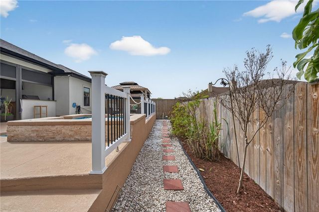 15725 Gypsy St, Corpus Christi, TX 78418