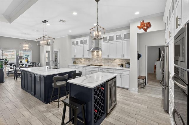 15725 Gypsy St, Corpus Christi, TX 78418