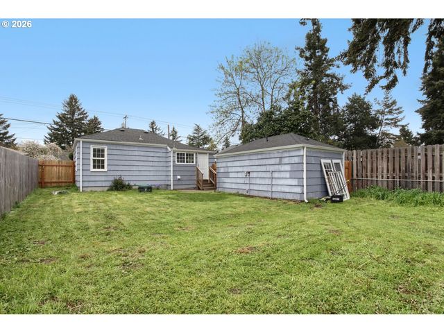 4105 E 18TH St, Vancouver, WA 98661