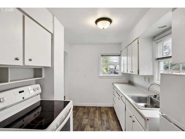 4105 E 18TH St, Vancouver, WA 98661