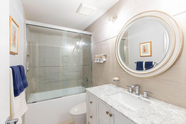 3399 Jog Park Drive, Greenacres, FL 33467