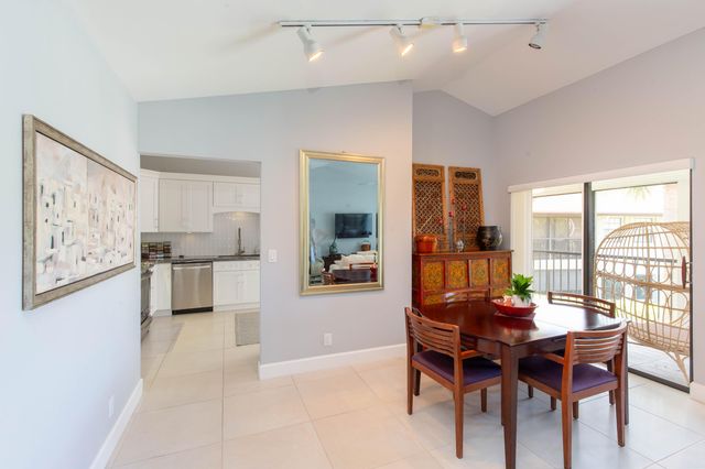 3399 Jog Park Drive, Greenacres, FL 33467