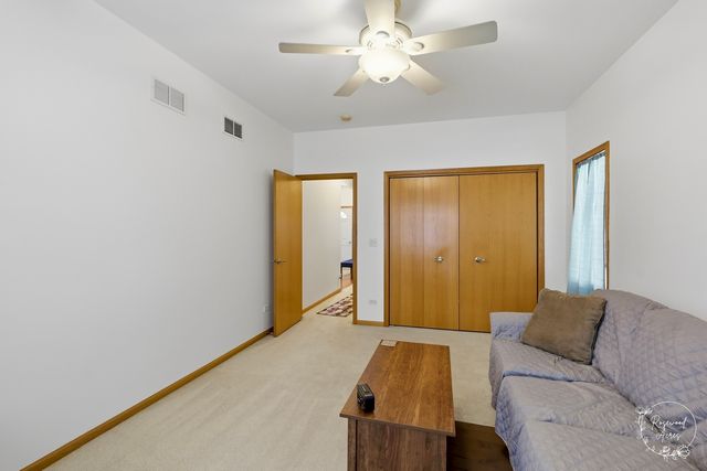 613 The Hague Road, Peotone, IL 60468