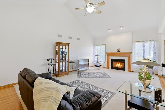 613 The Hague Road, Peotone, IL 60468