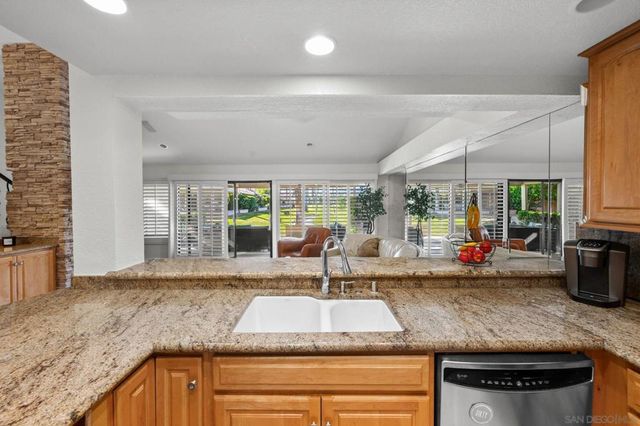 77881 Woodhaven Dr N, Palm Desert, CA 92211