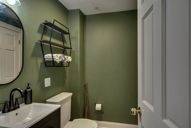141 Washington St. 2, Salem, MA 01970