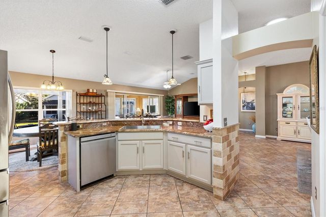 1505 DORIA LANE, Lady Lake, FL 32159