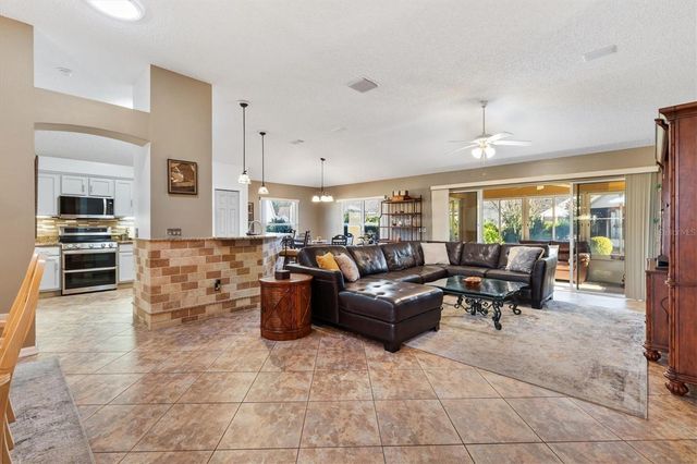 1505 DORIA LANE, Lady Lake, FL 32159