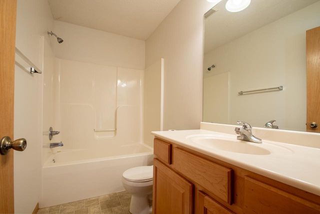 17708 311th Court, Shafer, MN 55074