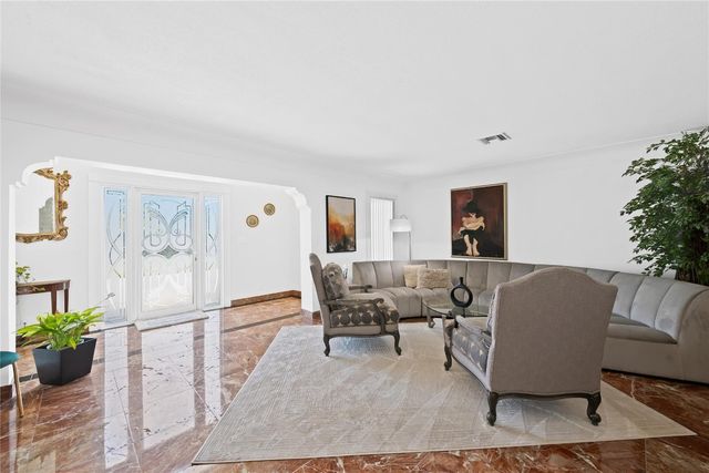 3301 NE 27th Avenue, Lighthouse Point, FL 33064