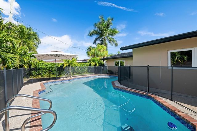 3301 NE 27th Avenue, Lighthouse Point, FL 33064