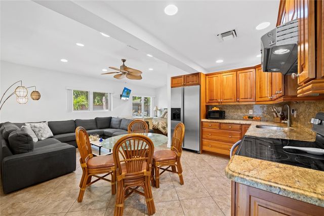 3301 NE 27th Avenue, Lighthouse Point, FL 33064