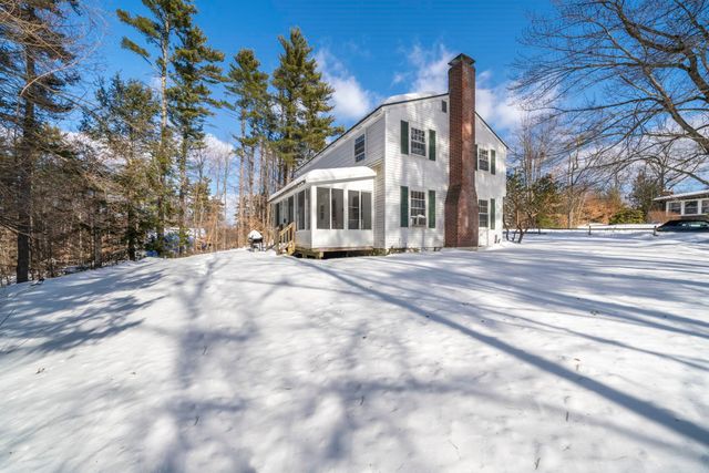 27 Webb Road, Peterborough, NH 03458