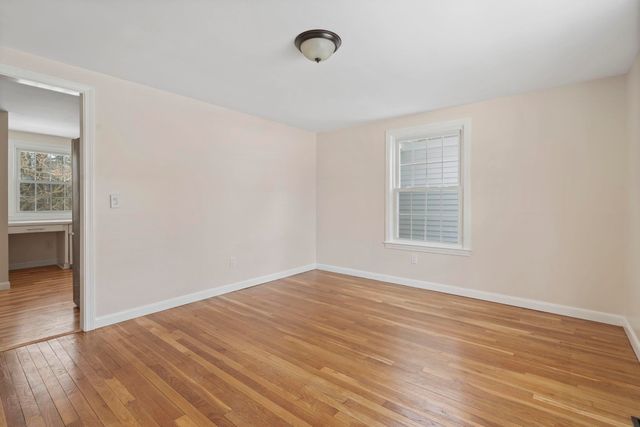 27 Webb Road, Peterborough, NH 03458