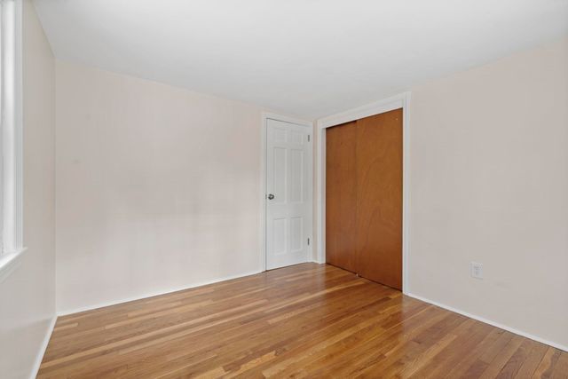 27 Webb Road, Peterborough, NH 03458