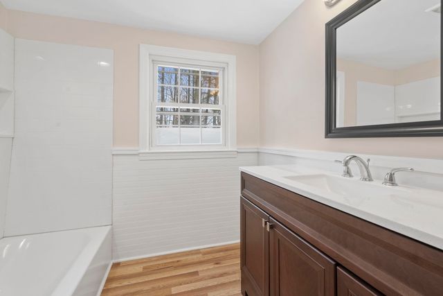 27 Webb Road, Peterborough, NH 03458