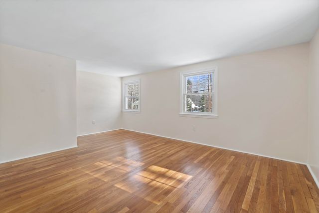 27 Webb Road, Peterborough, NH 03458