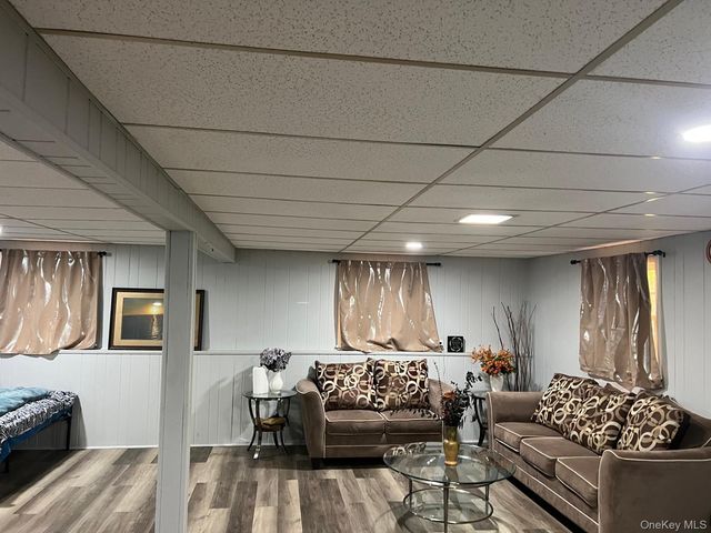 158 Sycamore Drive, New Windsor, NY 12553