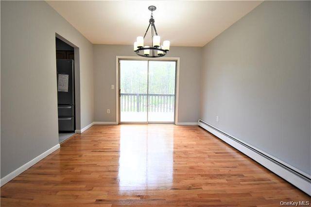 158 Sycamore Drive, New Windsor, NY 12553