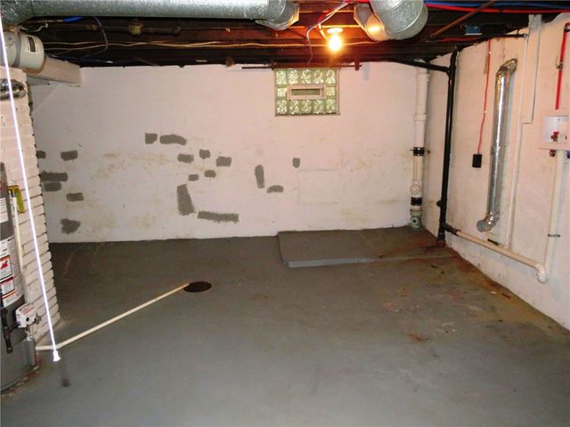 2613 Cleveland St, Mckeesport, PA 15132