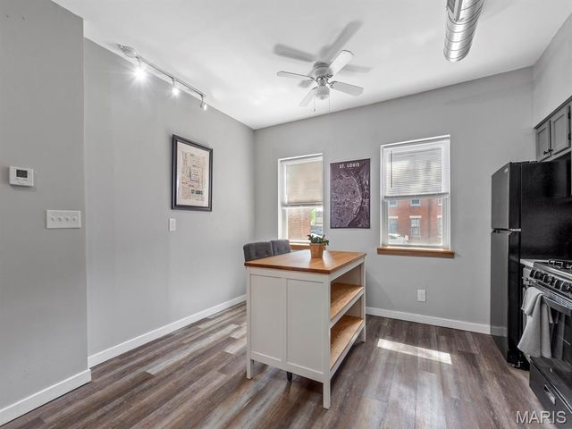 1919 S 11th Street, St Louis, MO 63104