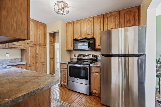 197 Barry Road, Irondequoit, NY 14617