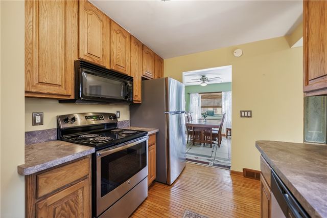 197 Barry Road, Irondequoit, NY 14617