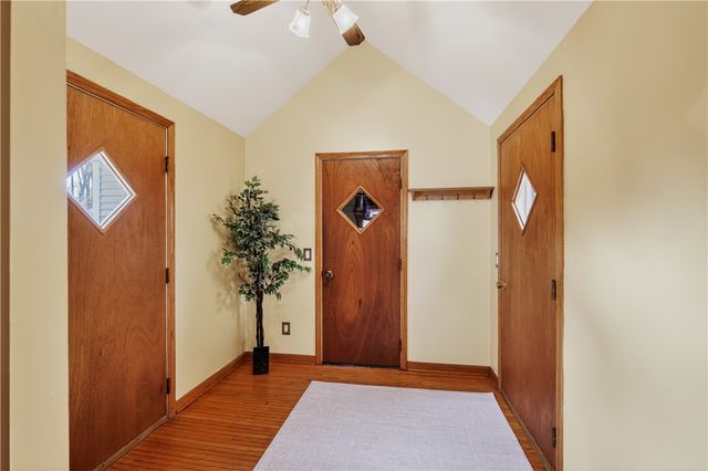 197 Barry Road, Irondequoit, NY 14617