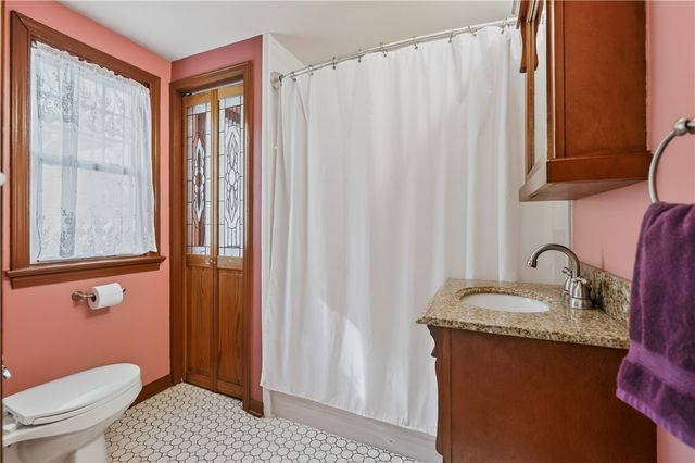 197 Barry Road, Irondequoit, NY 14617