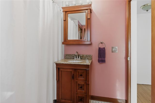 197 Barry Road, Irondequoit, NY 14617