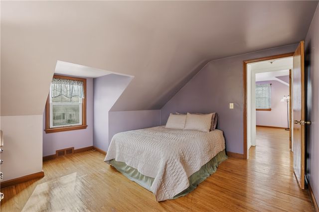 197 Barry Road, Irondequoit, NY 14617