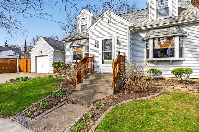 197 Barry Road, Irondequoit, NY 14617