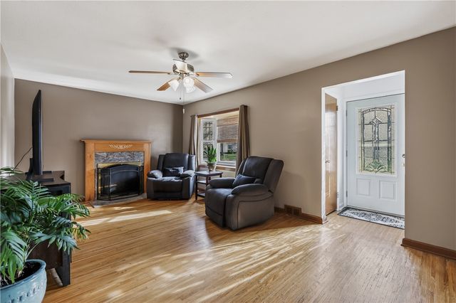 197 Barry Road, Irondequoit, NY 14617