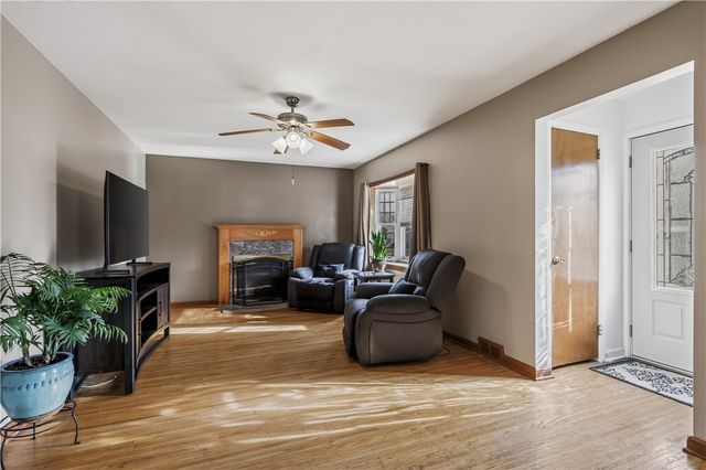 197 Barry Road, Irondequoit, NY 14617