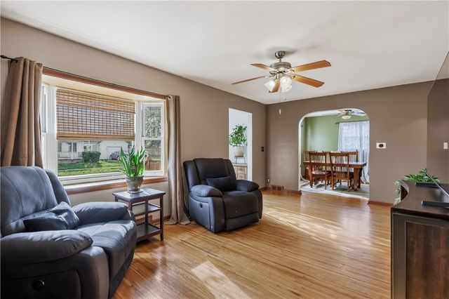 197 Barry Road, Irondequoit, NY 14617