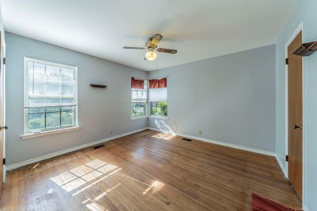 327 S 4th Street, Wylie, TX 75098