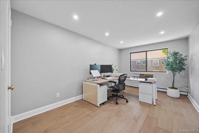 107 N Broadway 213, White Plains, NY 10603