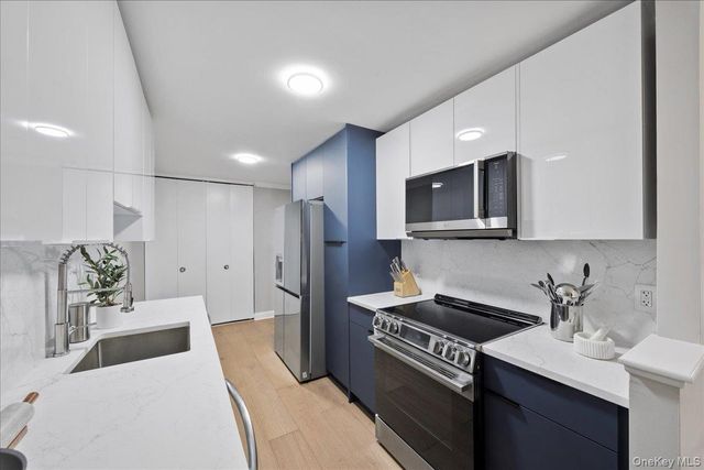 107 N Broadway 213, White Plains, NY 10603
