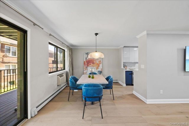 107 N Broadway 213, White Plains, NY 10603