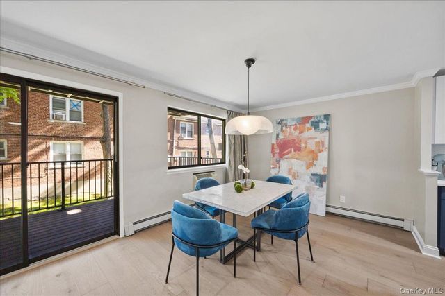 107 N Broadway 213, White Plains, NY 10603