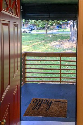 753 Commodore Drive, Atlanta, GA 30318