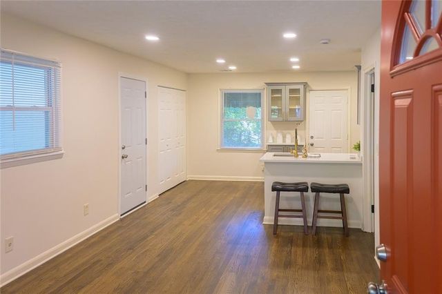 753 Commodore Drive, Atlanta, GA 30318