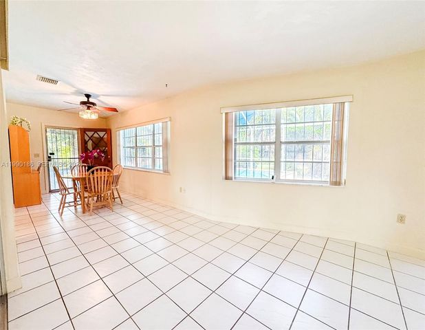 15501 SW 88th Ave, Palmetto Bay, FL 33157