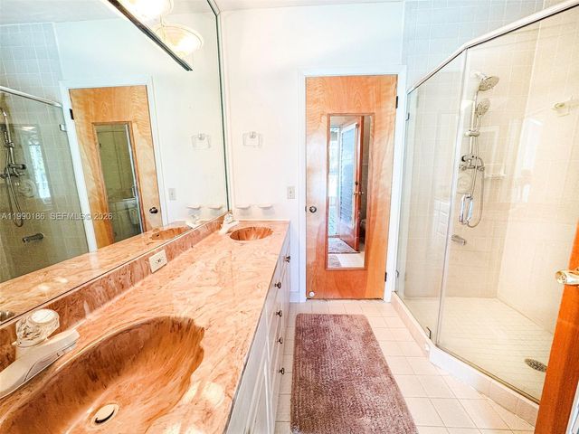 15501 SW 88th Ave, Palmetto Bay, FL 33157