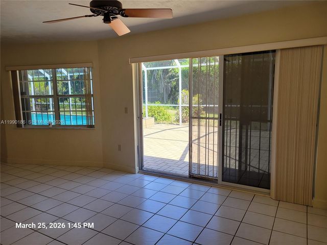 15501 SW 88th Ave, Palmetto Bay, FL 33157