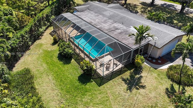 15501 SW 88th Ave, Palmetto Bay, FL 33157