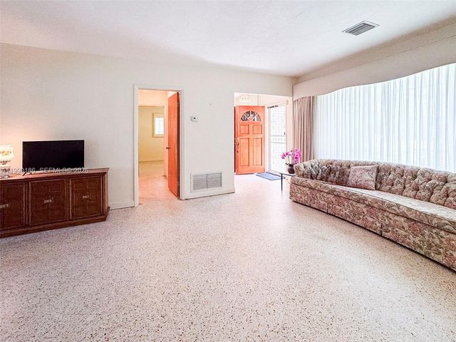 15501 SW 88th Ave, Palmetto Bay, FL 33157