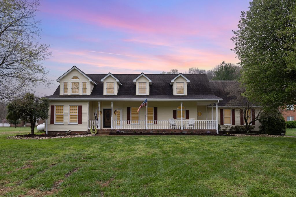 1866 Baker Rd, Goodlettsville, TN 37072