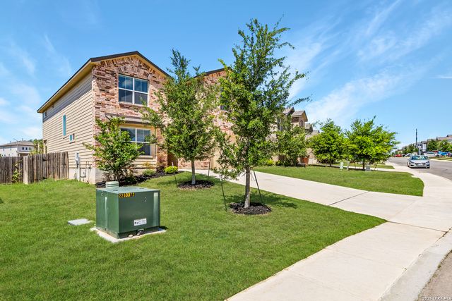 1011 Pacific Monarch, San Antonio, TX 78253