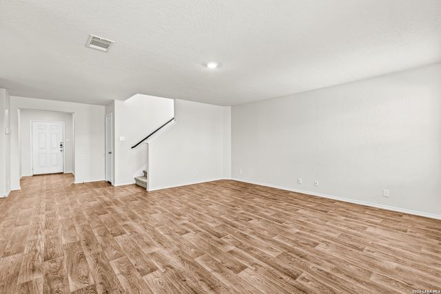 1011 Pacific Monarch, San Antonio, TX 78253